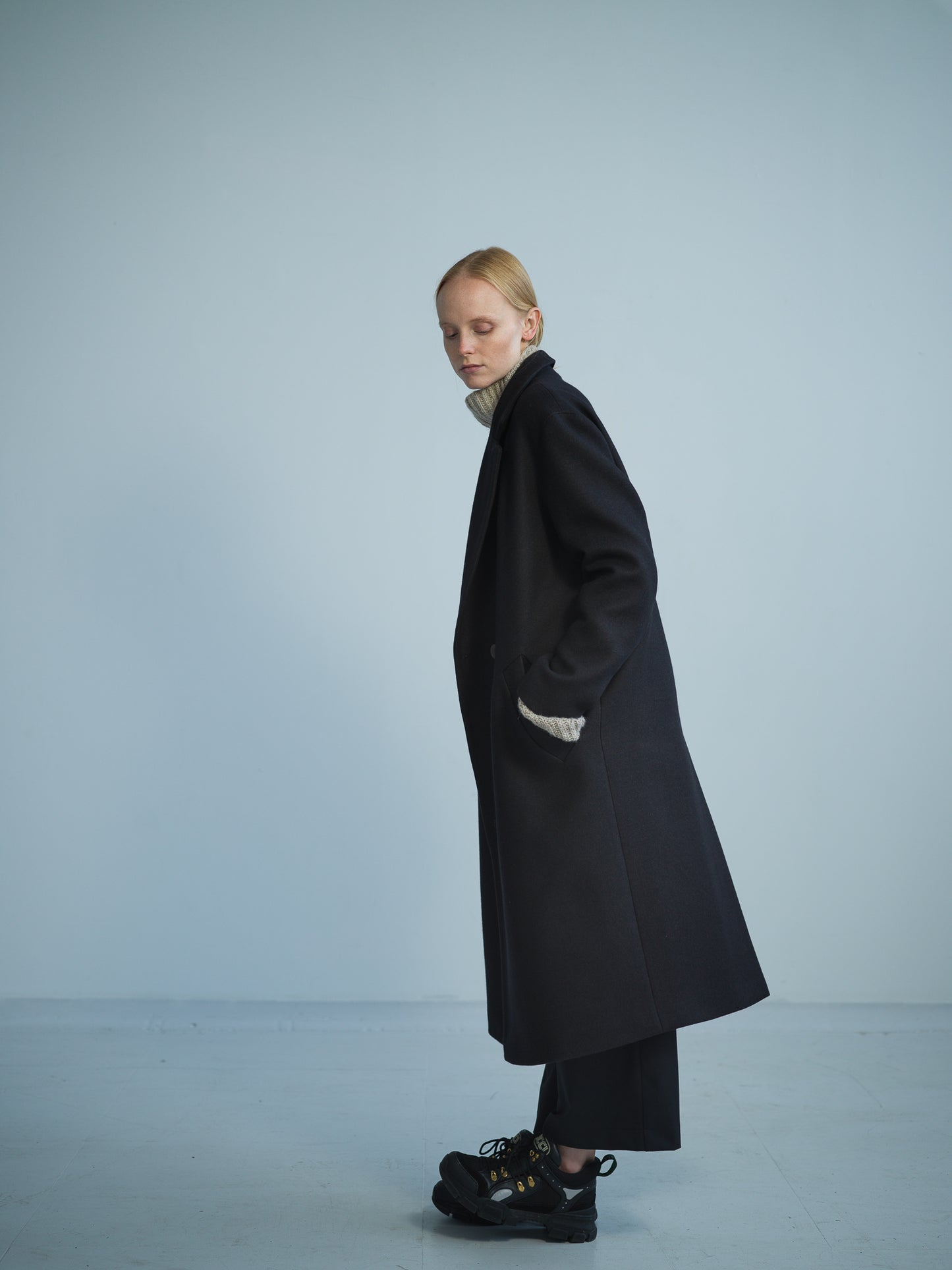 PŁASZCZ  STOR  (SVART)