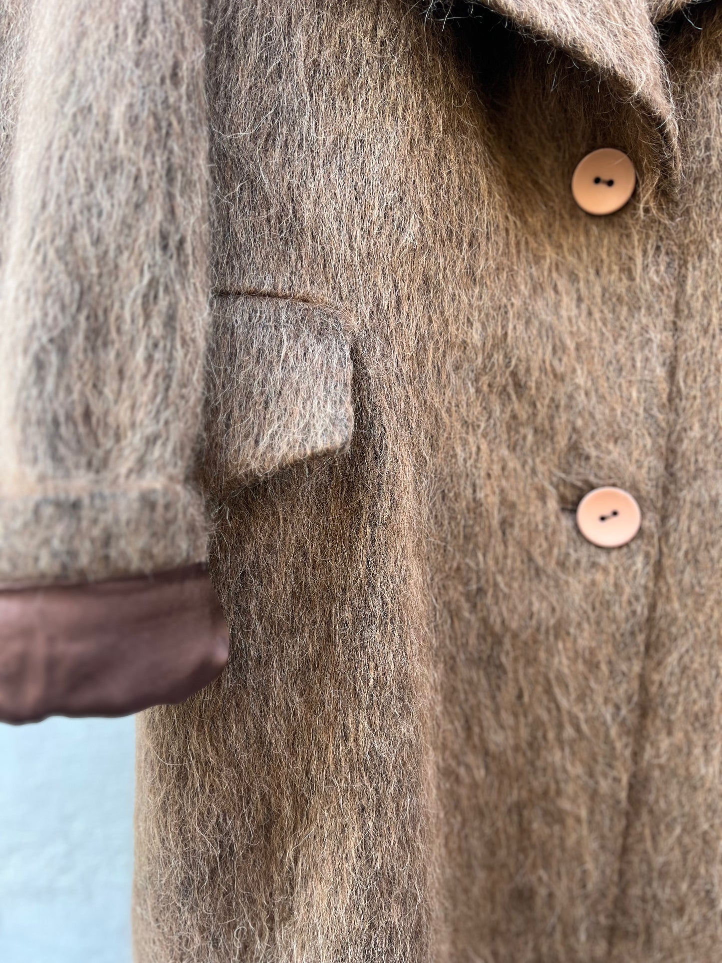 HÅR  COAT in HAZEL BROWN